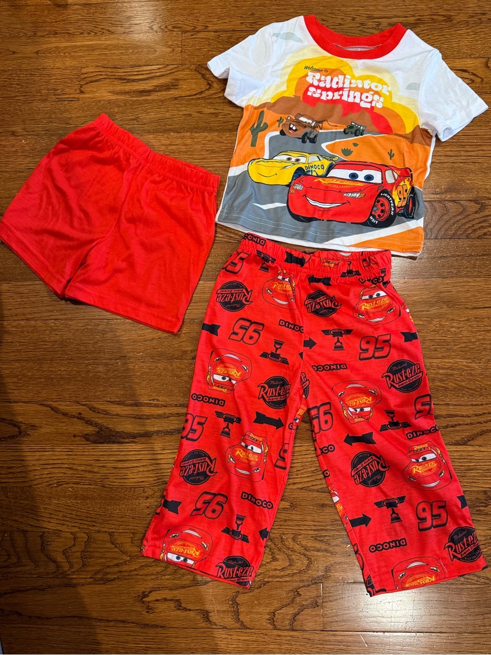 Disney/Pixar Cars Red Kids Pajama Set - Lightning McQueen 2T
